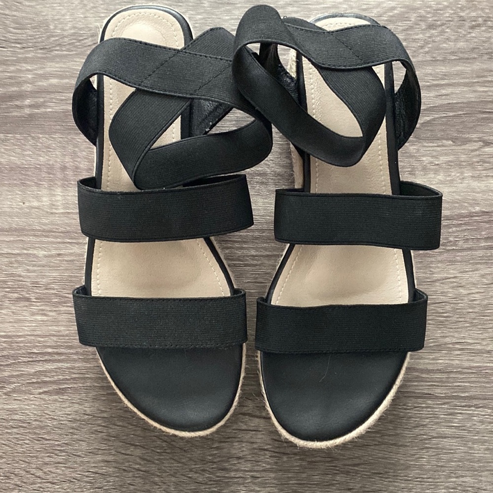Black platform sandals never been worn